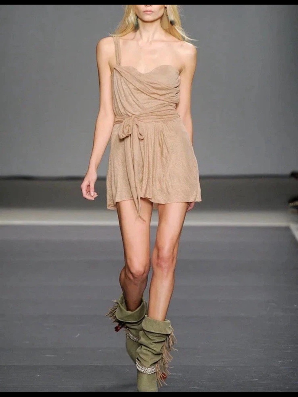 Isabel marant runway similar grey tube top
